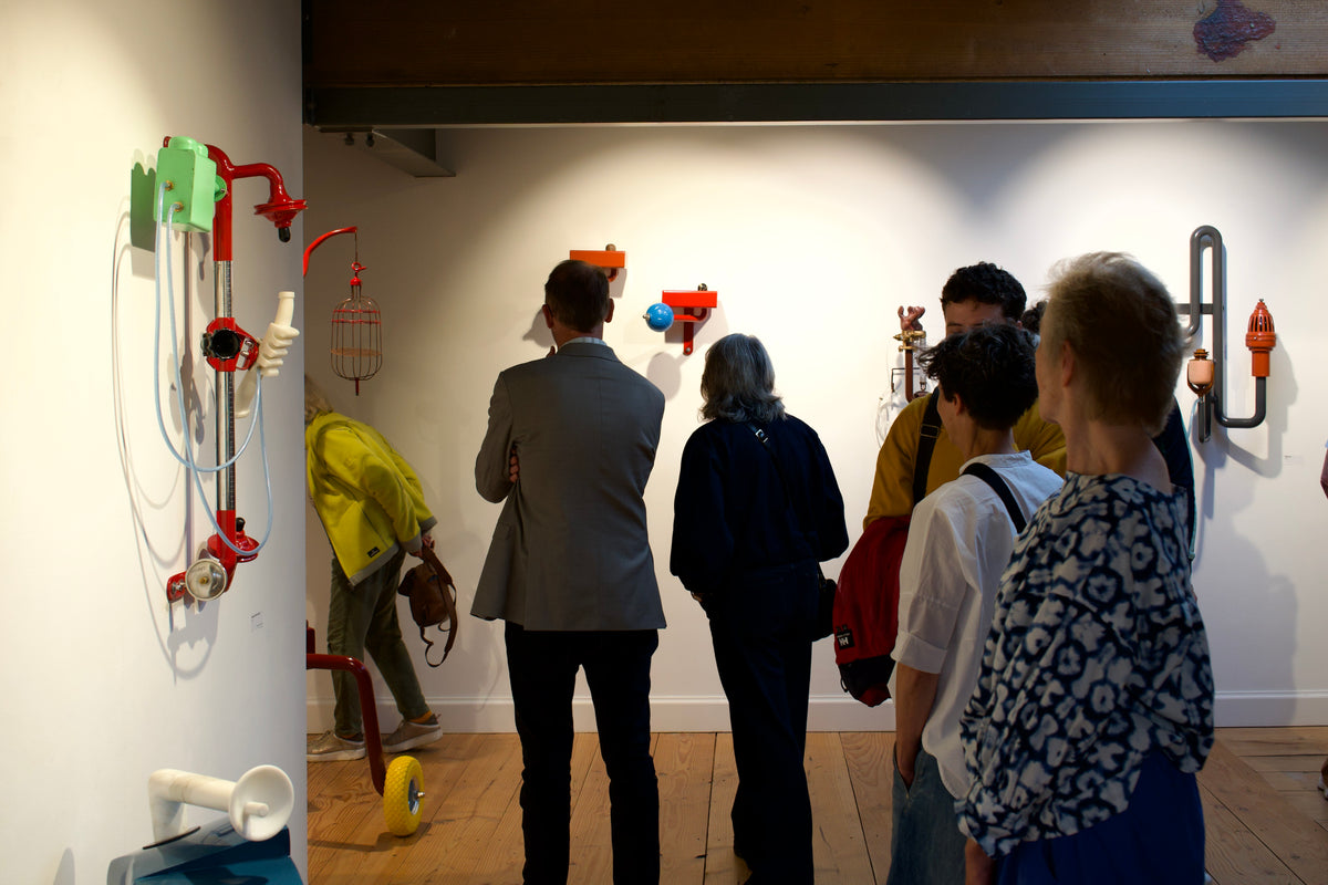 Rent Art Gallery