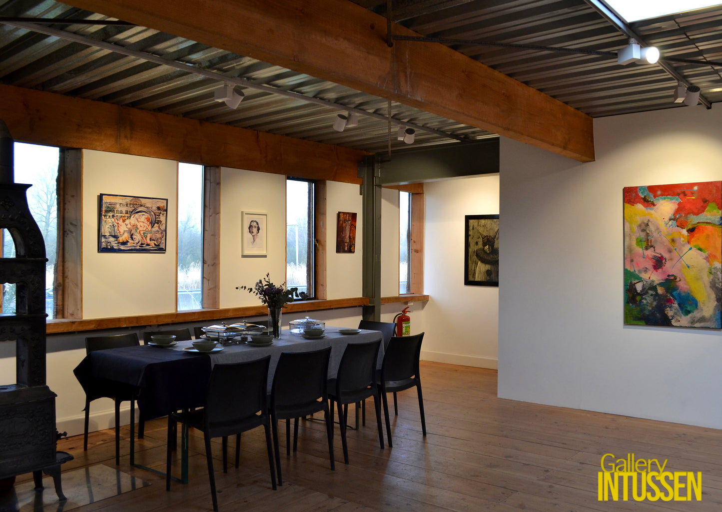 Huur Art Gallery